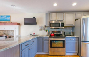 17 Woodland Avenue Mashpee Cape Cod - - The Cape Escape